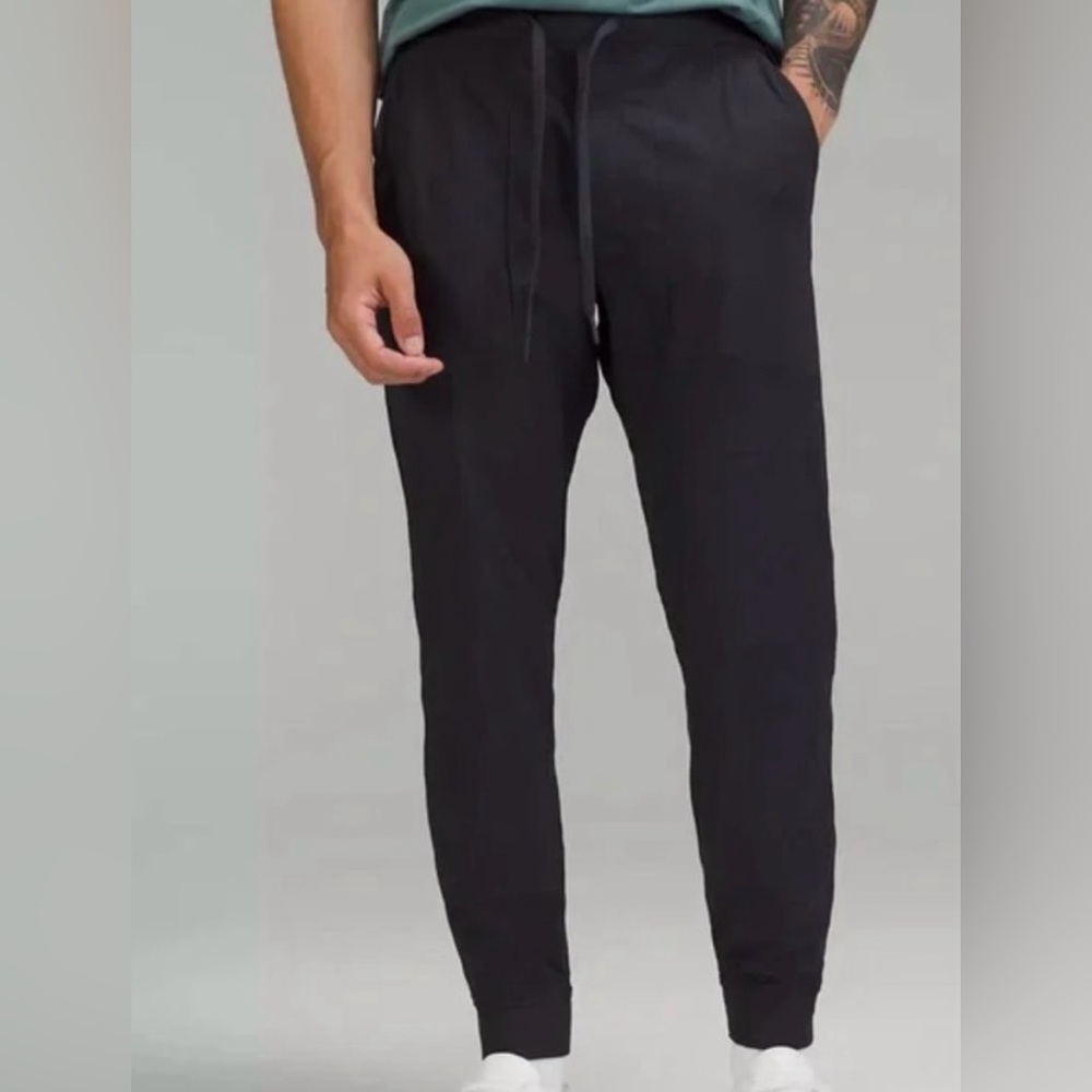 Men's LuLulemon Black ABC warpstream joggers